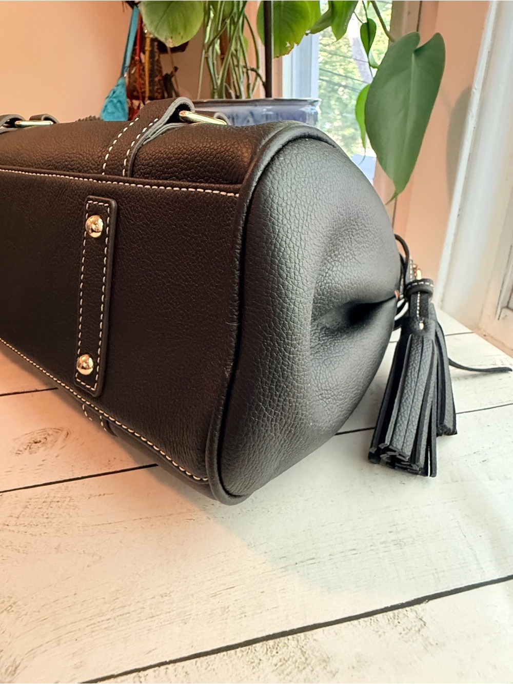 Dooney & Bourke | Black Leather Sorrento Satchel 30 - Picture 9 of 15